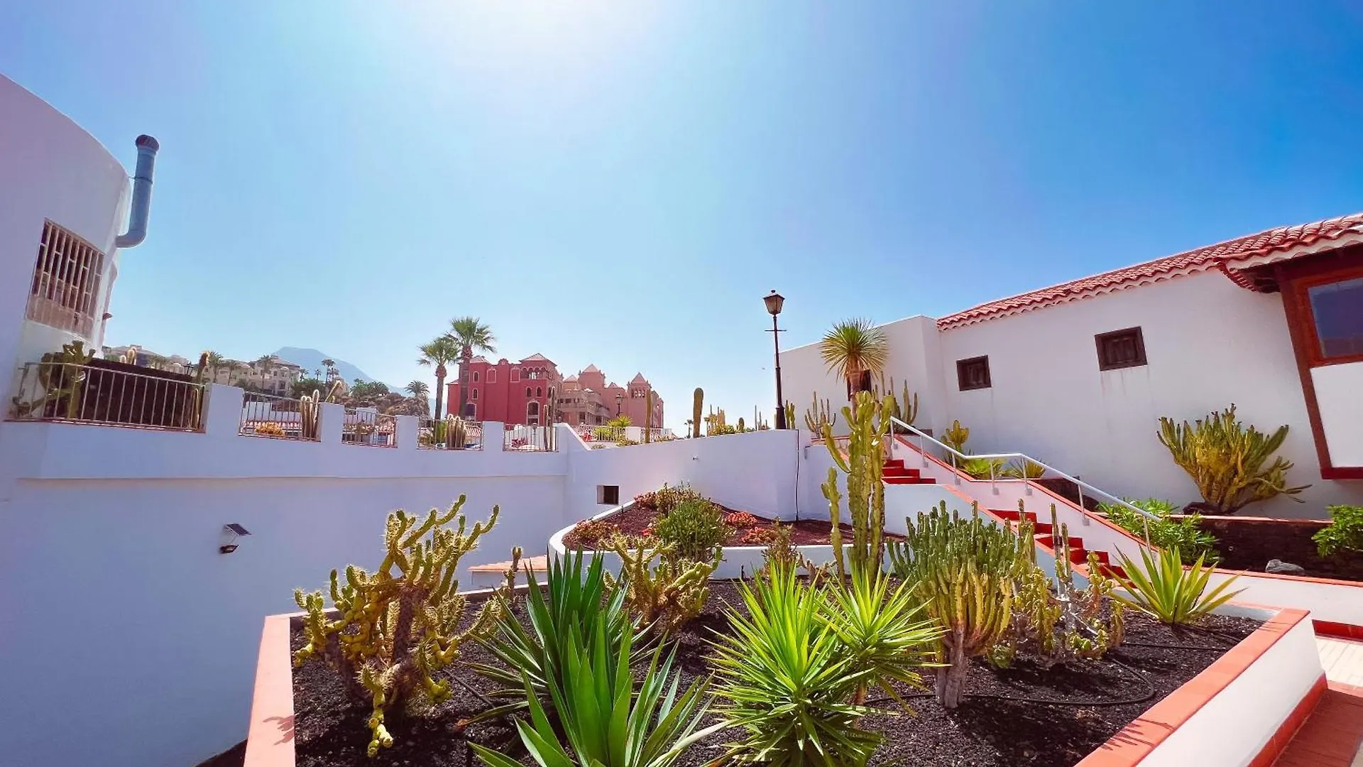 First Line Apartment In El Beril Playa Del Duque Pd1 Адехе Испания